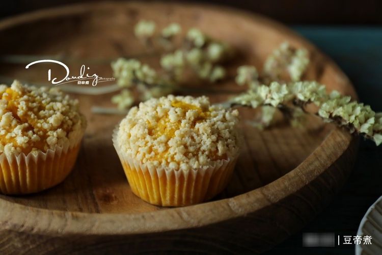 自己家种的老南瓜,做成蛋糕没想到这么香,孩子连吃了三个还想要