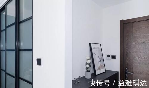 现代|109平现代轻奢三口之家,独立储物间+衣帽间,不要太赞