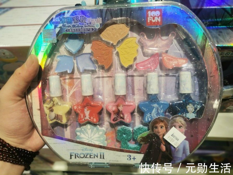 云母 销量暴增300%!儿童彩妆已成女童新社交方式?专家提醒…