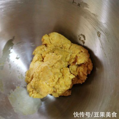 豆沙|不需要模具，一次成功的豆沙南瓜包
