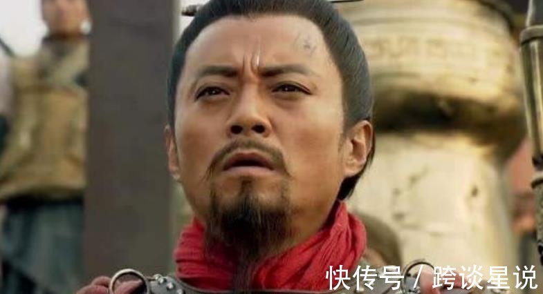 头功|战呼延灼时,林冲一来秦明就躲,为何战关胜时,他却抢林冲头功?