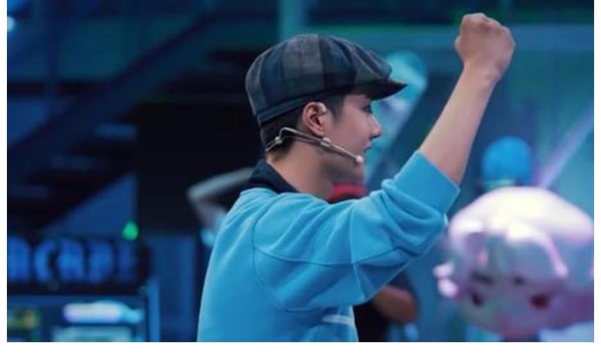 王一博和布布我都很喜欢，但是布布这次舞台，确实不是很好