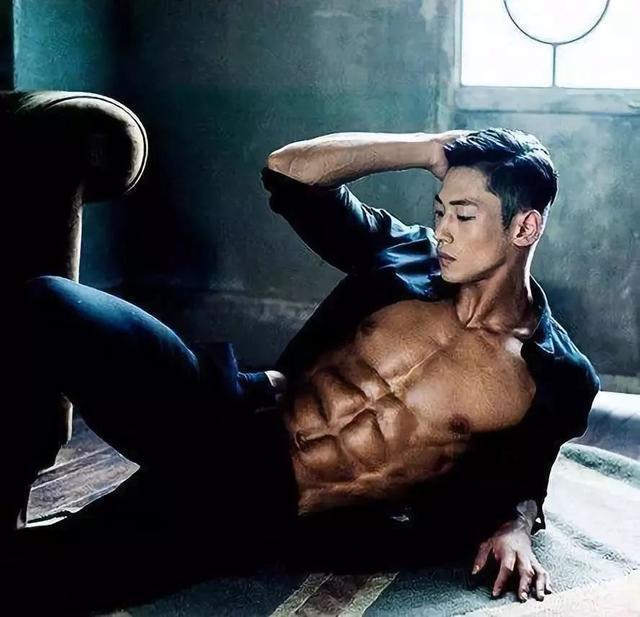 年龄|健身房里遇真爱,年龄算个啥,健身的女人魅力不一般