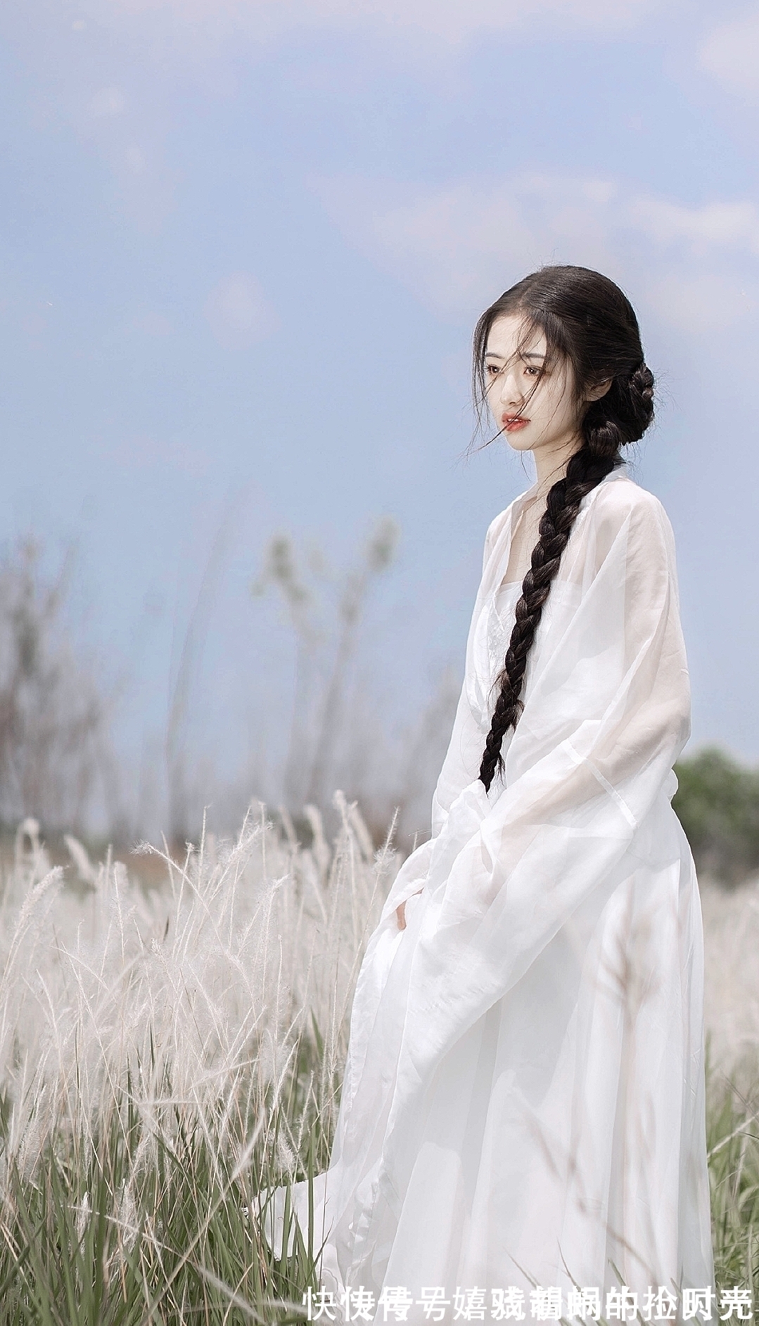 王妈$元稹的《遣悲怀》:悼亡绝唱,纸短情长,最后14字流传1000多年