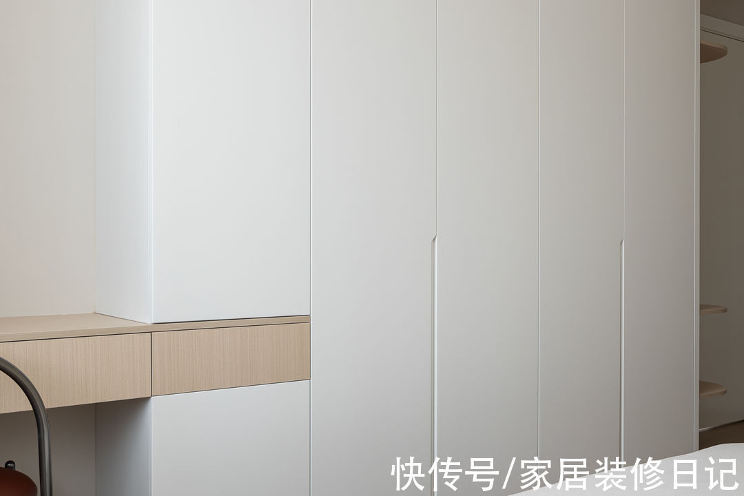 墨菲床|60㎡改极简两房半,LDK客餐厨一体设计,空间显大堪称小户型典范