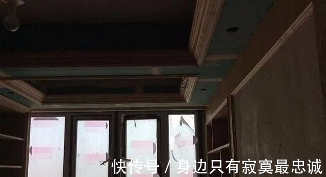 装修|参观朋友装修中的家,一进门就被吓到了,足足花了20万打家具