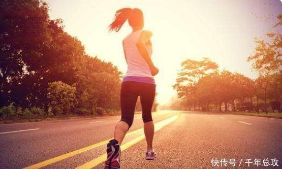 女生腿上一圈圈的纹是什么是因为肥胖导致的吗3招可有效消除