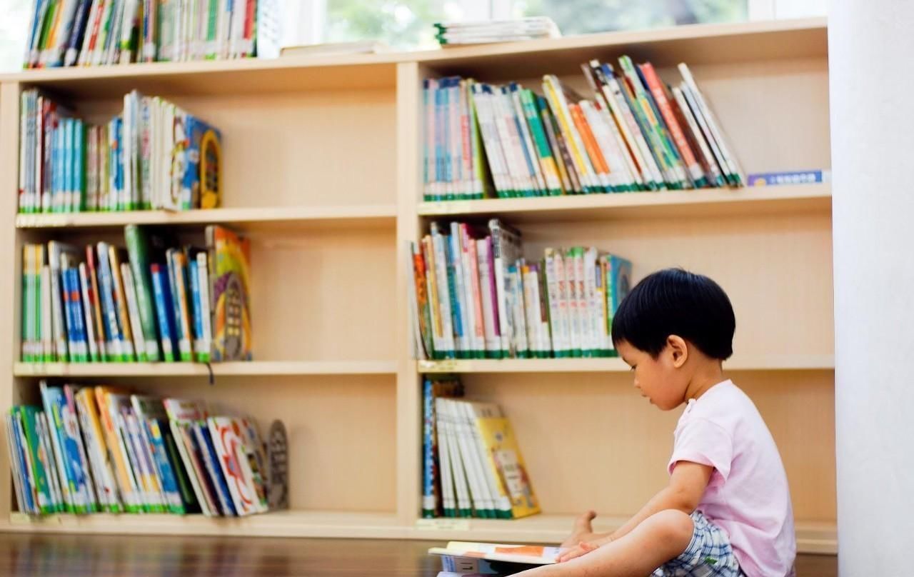学习观|不爱读书的孩子，带他去逛这三个地方，比“说教”“打骂”都有用