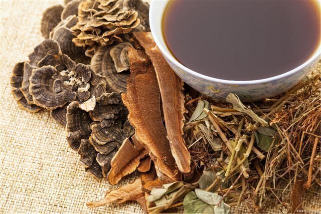 治疗癌症|中医治疗癌症有利也有弊，牢记这5点，不要乱吃中药