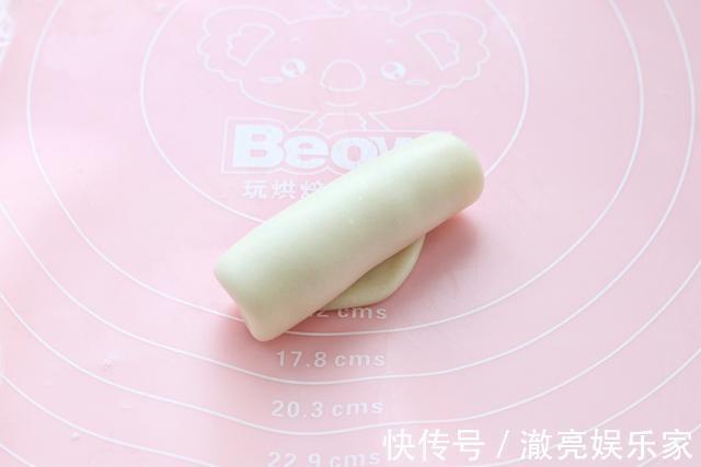 自制传统中式糕点，无需黄油也能层次分明，咬一口酥得掉一地渣！