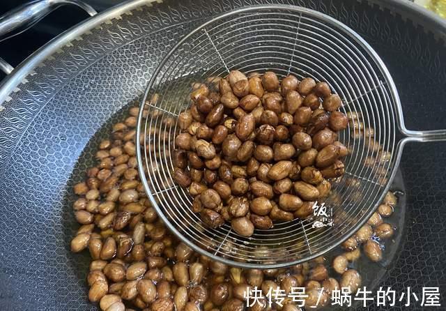 炸花生米,不要直接下油锅,先做这一步,不糊锅,不回软,更酥脆