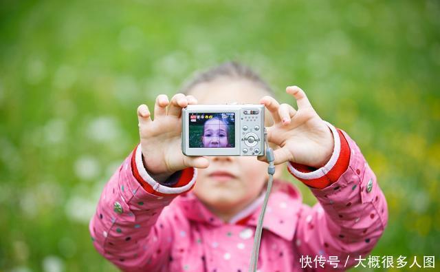 父母|孩子虚荣心强,不是因为“太富有”,而是因为“不满足”