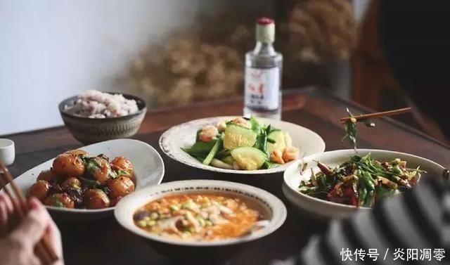 品相|吃相,暴露一个人的品相