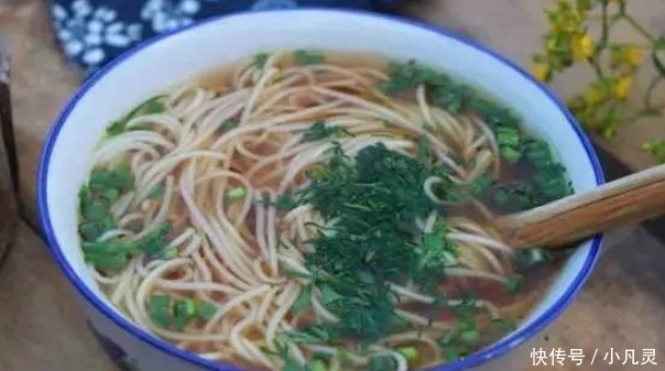 经典美食,阳春面最简单的做法,简单又美味,大人和孩子都爱吃!