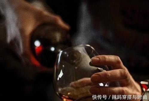 红酒“过期”还能不能喝了懂行人的这句话，让很多酒友恍然大悟