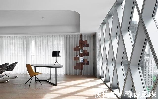 简约|有钱就买大平层吧!320㎡打造简约轻奢范,进屋太羡慕了!