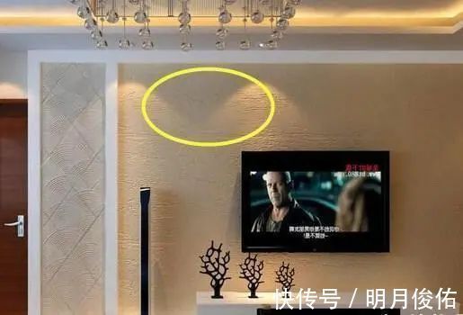 全屋|做了全屋硅藻泥老师傅劝都没用,开始觉得环保,入住一年才知被坑