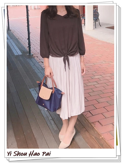  时尚|经典不过时的“饺子包”，今年冬天可以这样搭配！更显时尚气息