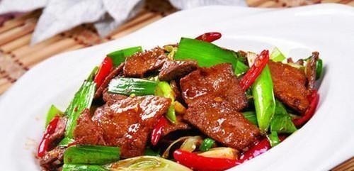 眼睛|猪身上这东西吃了对眼睛好,一头猪只有1个,常用电脑的人要多吃