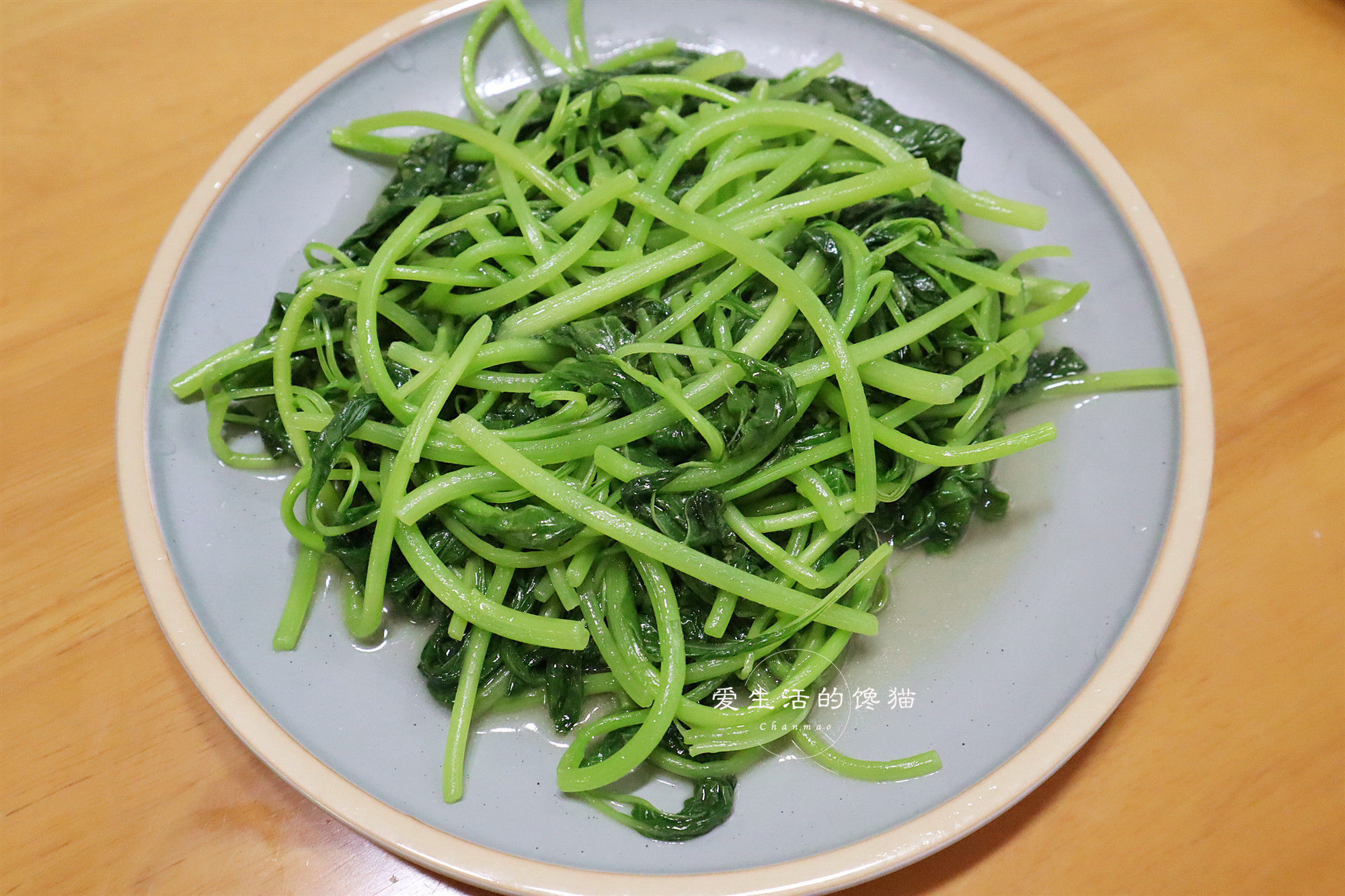 秋季|40岁宝妈做晚餐，3菜1主食，花费不到50元，网友：没一百下不来