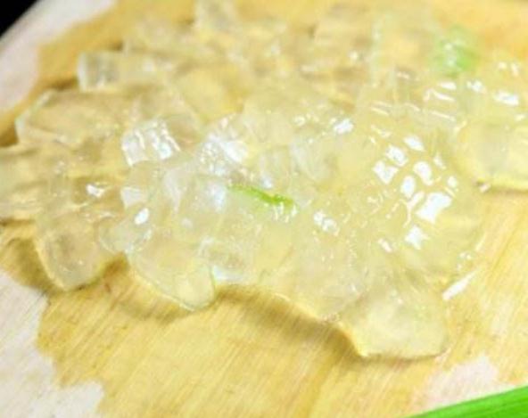 营养物质|养盆康乃馨,10天一口“花激素”,花大、颜色亮,美过“大牡丹