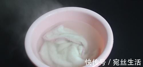 抹布脏了不用换新的, 用它泡一泡, 抹布立马干净如新, 赶紧去试试