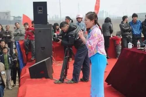 星光大道|她為登上星光大道傾家蕩產，被淘汰后她一怒之下曝光內幕，她是誰？