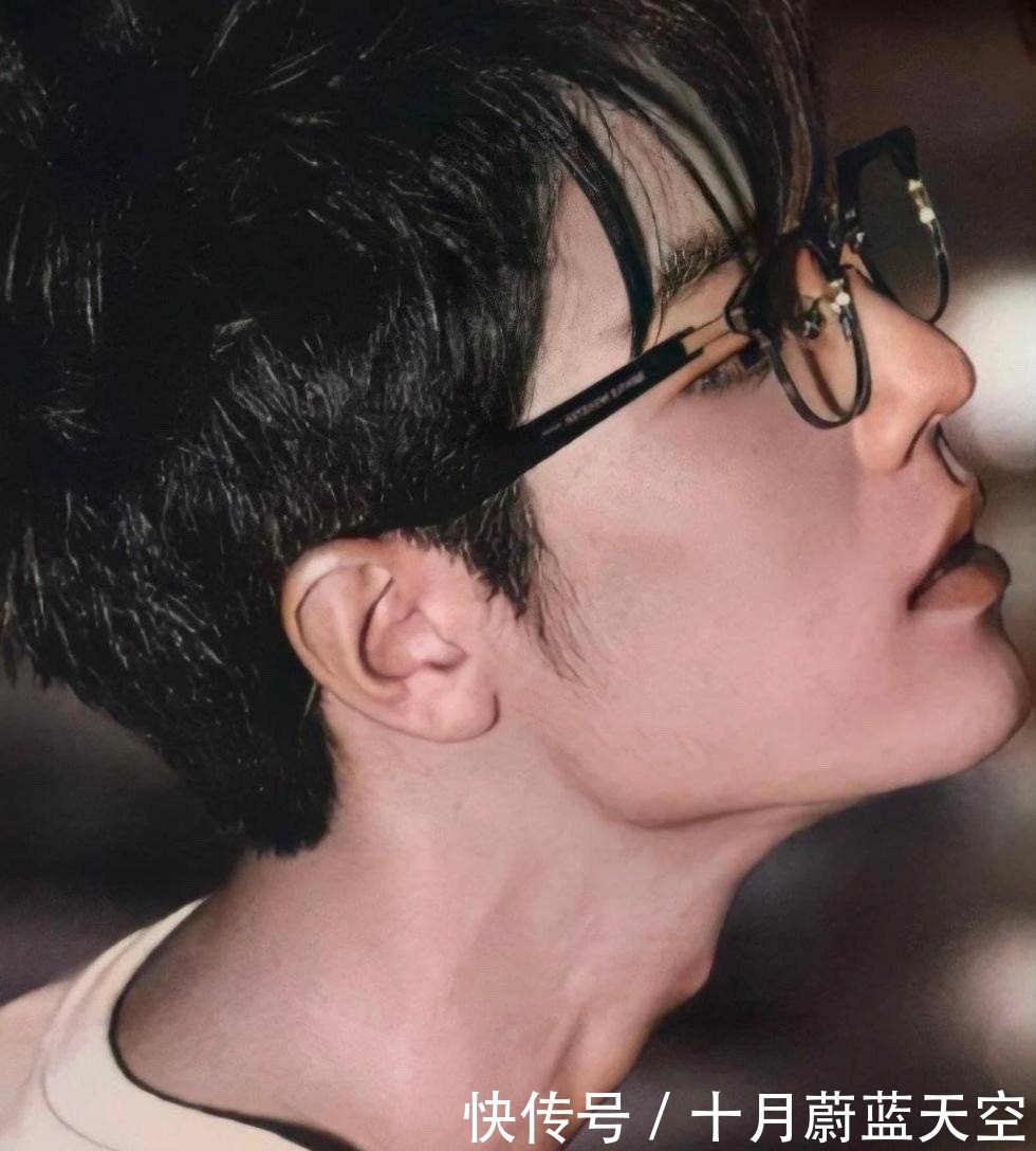 绿洲 发展绿洲啦,这次依旧是他的最爱,虾虾们,酸不酸?