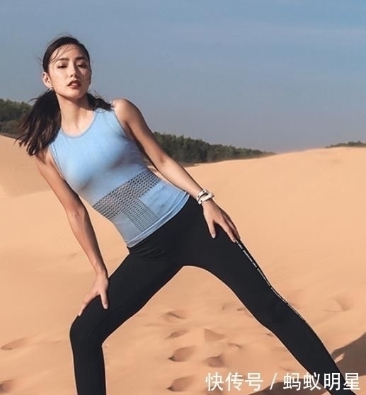 凸显|打底裤凸显腿部线条,是出街吸睛“利器”