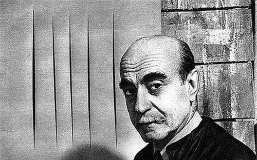 绘画|这才是艺术家,在画布上割一刀卖2个亿,原来缝隙里大有文章