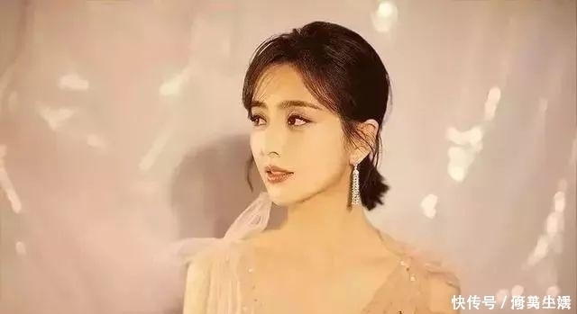 圆脸|圆脸、方脸、大脸如何才能显脸小?选这几款短发就行!