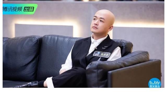 《導(dǎo)演請指教》爭議不斷，影視幕后真有做成綜藝的必要嗎？