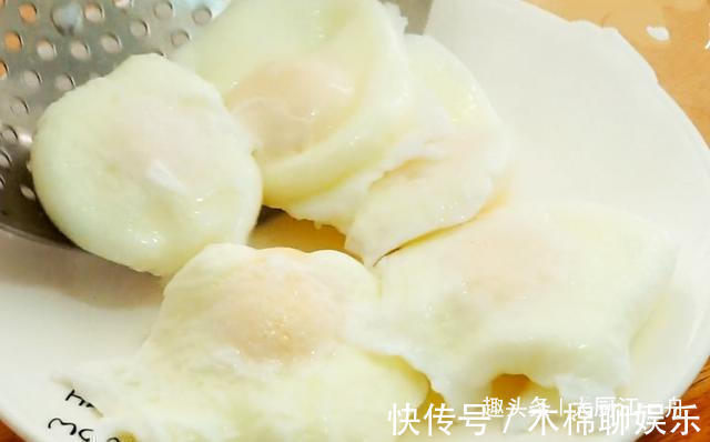 水煮荷包蛋，我只服这个做法，不散花不破皮，个个圆润又好吃