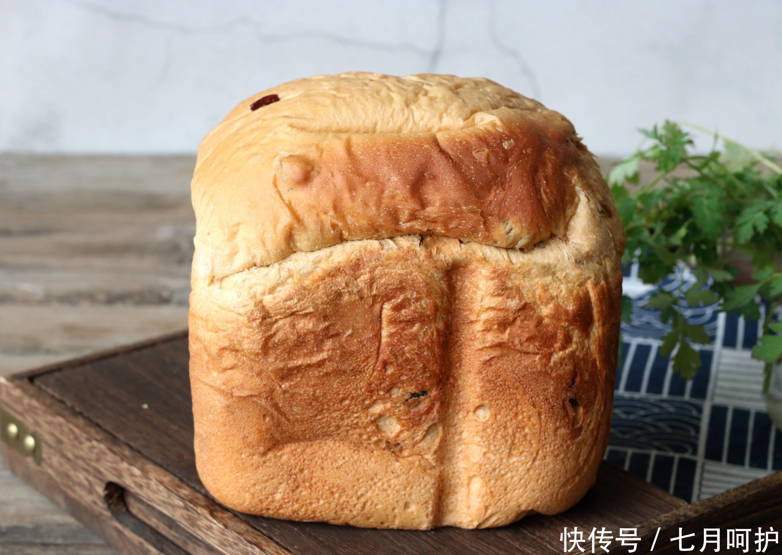 用了6年的面包配方，掌握一个公式，面包蓬松暄软，放3天也不硬