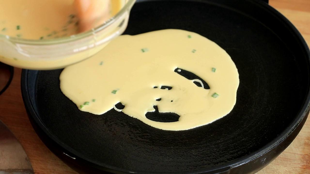 面粉最解馋的做法,10分钟搞定早餐,我家一周吃4次,营养又美味