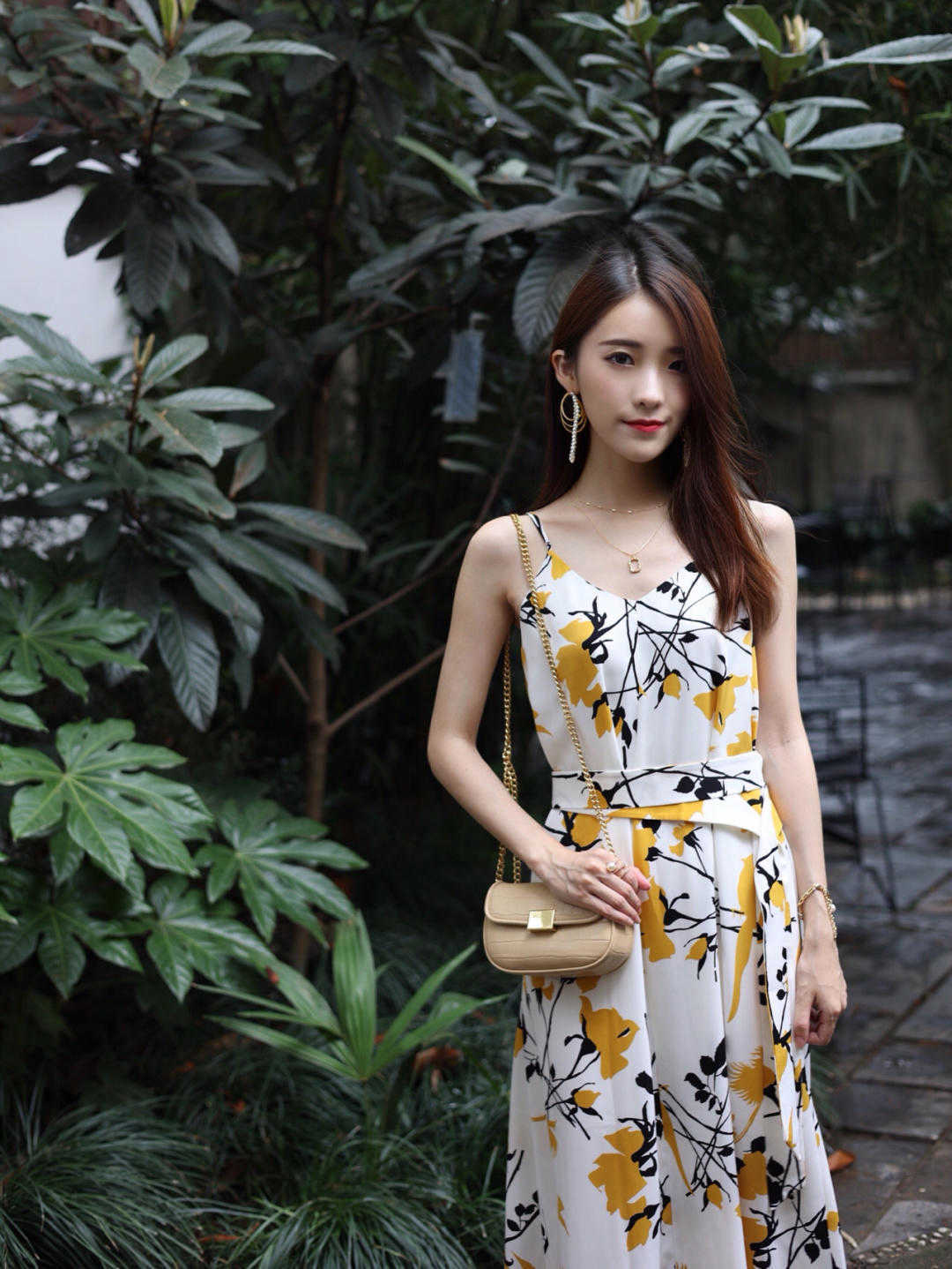 夏日|夏日,有品位的女人都少不了这几款裙子,高级大气,看你有几款