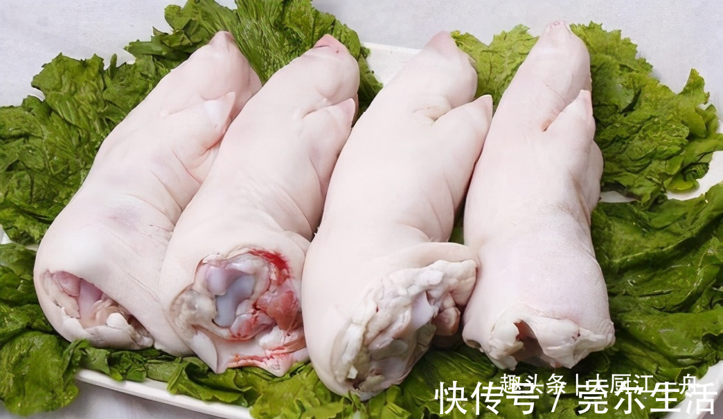 小窍门|炖猪蹄时,牢记“3不放”的小窍门,猪蹄Q弹软烂,好吃不油腻