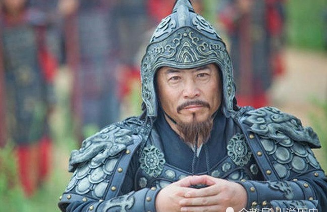 悲剧|他大字都不识一个,位高权重引皇帝猜忌,以悲剧收场