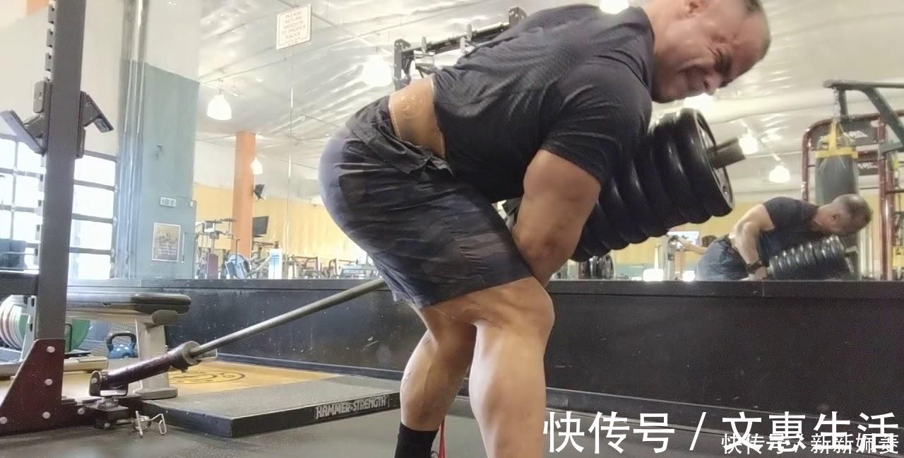 动作|哪8招独特的技巧,帮你打造和健身教练一样强壮的背部