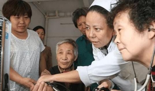 高血压的“对手”找到了，血压高的人坚持吃点，想不降都难！