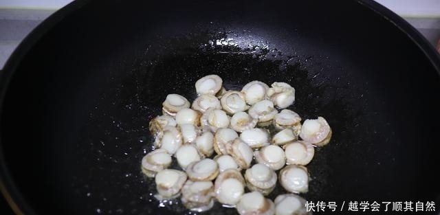 这菜富含锌,学生娃和男人可常吃,味道鲜美5分钟出锅挺下饭