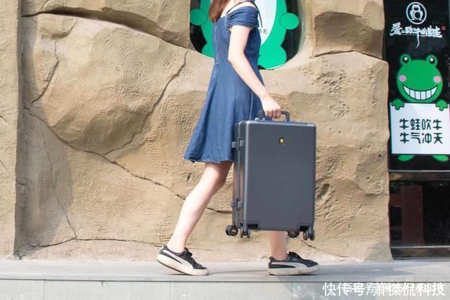 稳固安全，便于携带，说走就走的地平线8号power行李箱