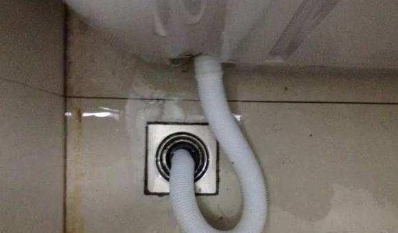 排水管|洗衣机排水管万万不要插地漏,后悔入住才察觉,聪明人就知有多坑