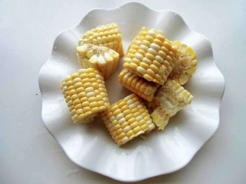 猪蹄这样炖，只需轻轻一按，简单又滋补，全家都能吃