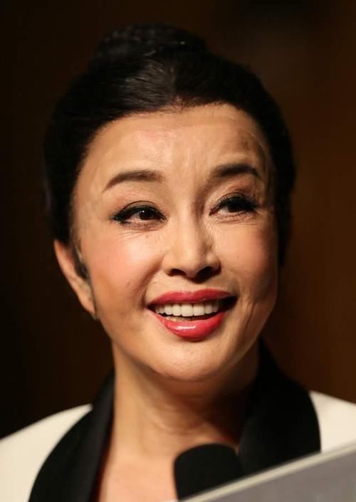 为什么不爱保养的女性肌肤却很好？很多人都不懂，答案其实很简单