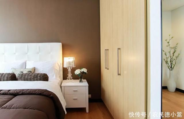 装修|先铺木地板，还是先装衣柜顺序没搞对，住上几年要后悔