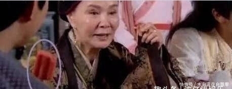 |搞笑又尴尬的穿帮,看一次笑一次,网友:导演真是奇葩