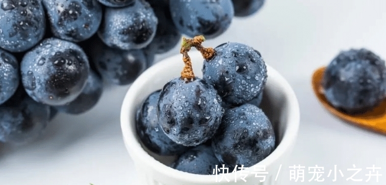 果农|吃葡萄时,用盐还是面粉洗好?果农:错,该这样洗,吃着才放心