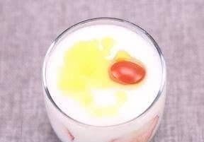 胡萝卜|10岁男孩口吐白沫,不治身亡,医生惋惜:孩子这个地方真的不能打