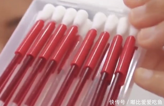 碘伏棉签|棉签口红你见过吗?一次一根,轻松搞定咬唇妆